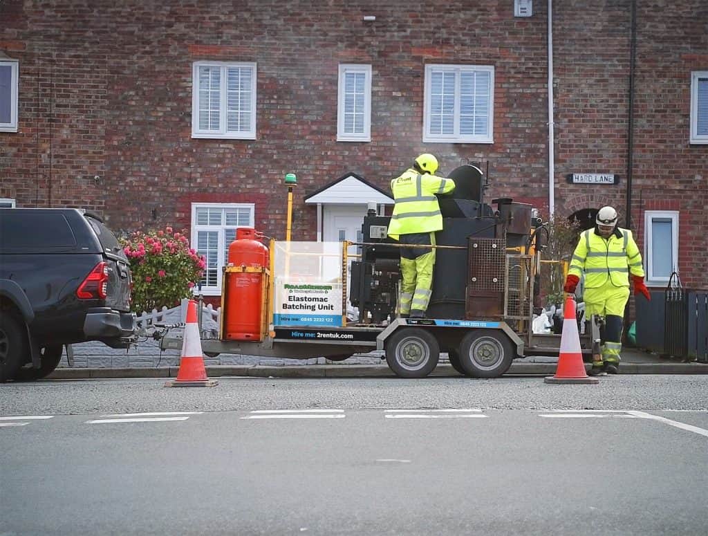 road-repair-machine-1-1024×775